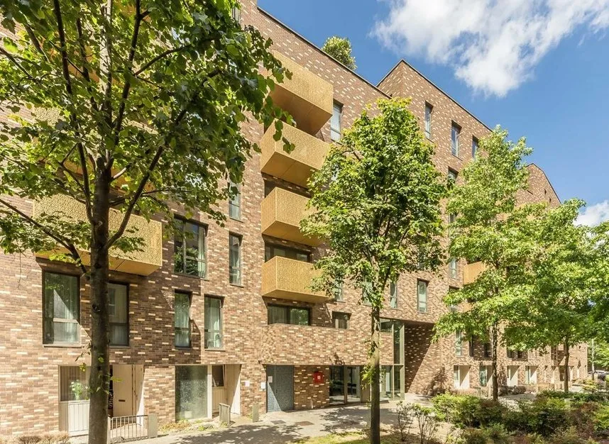 2 bed flat to rent — Truman Walk, Bow, E3