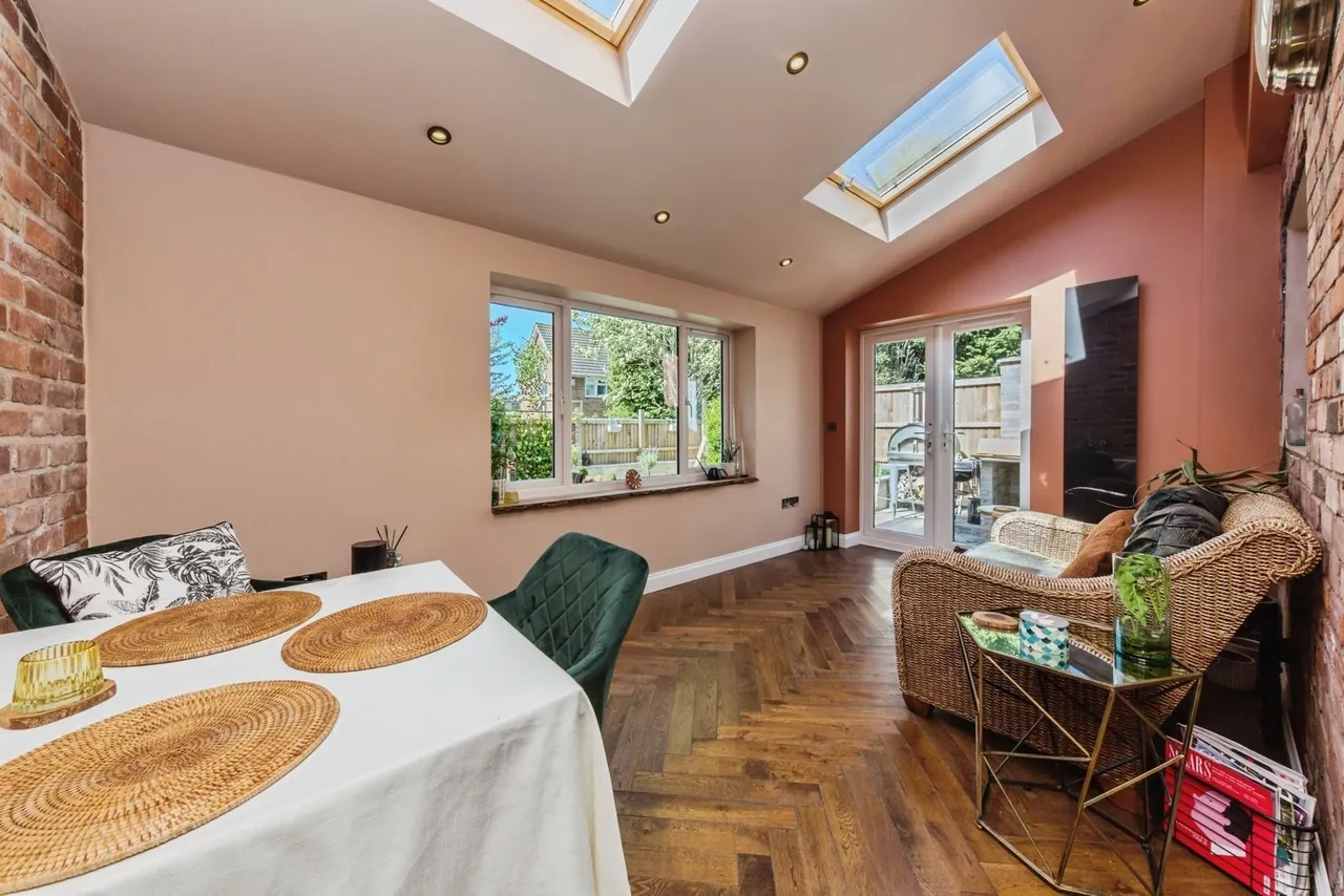Pevensey Drive, Knutsford, Cheshire, WA16, photo 14