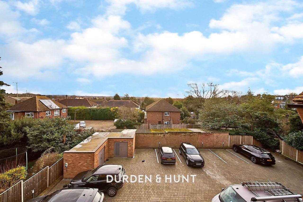 High Road, Loughton, IG10, photo 7