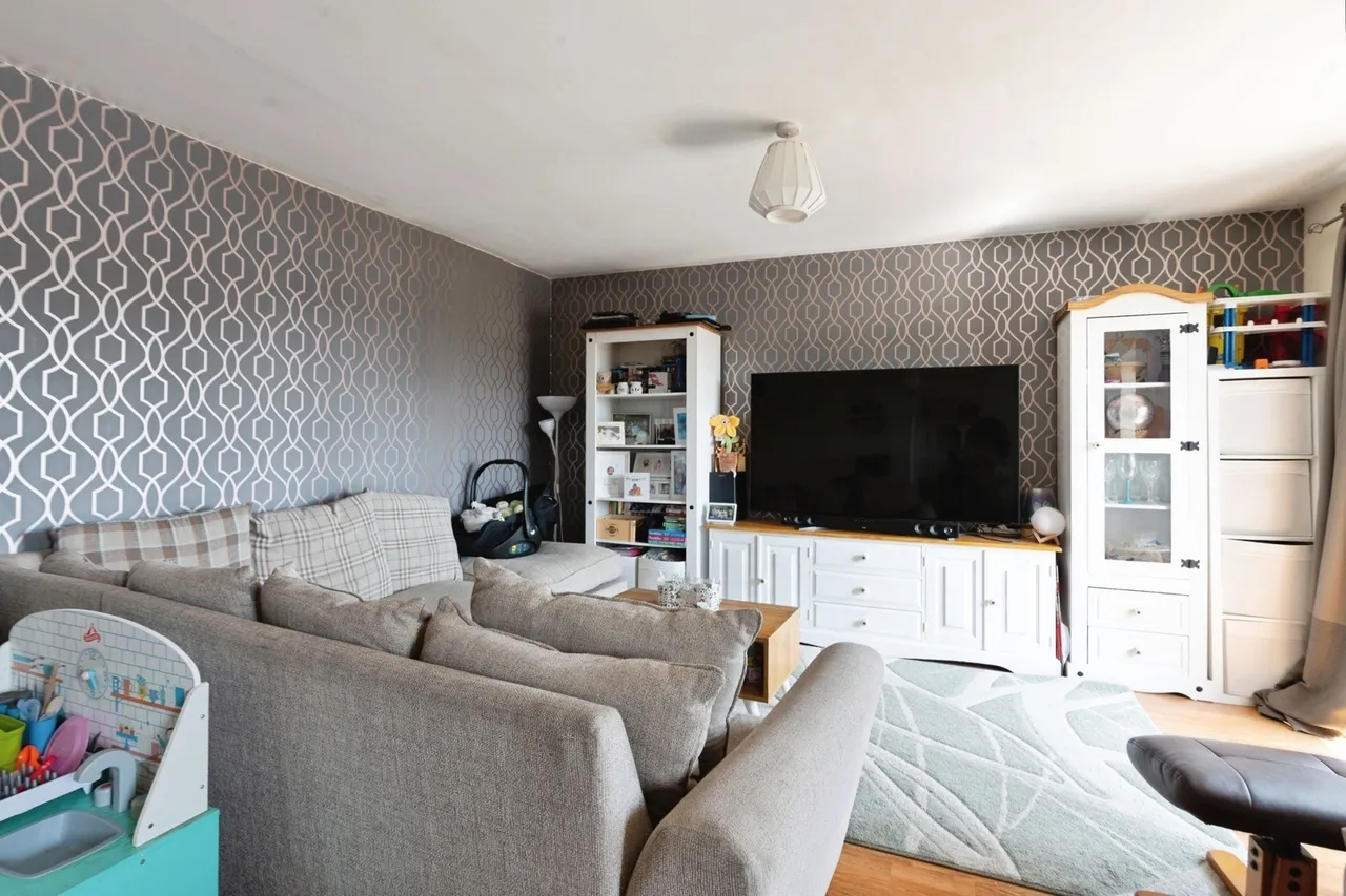 Hogg Lane, Grays, Essex, RM17, photo 6