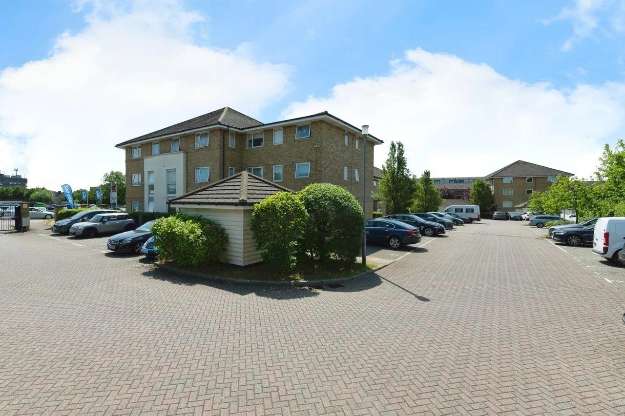 Hogg Lane, Grays, Essex, RM17, photo 17