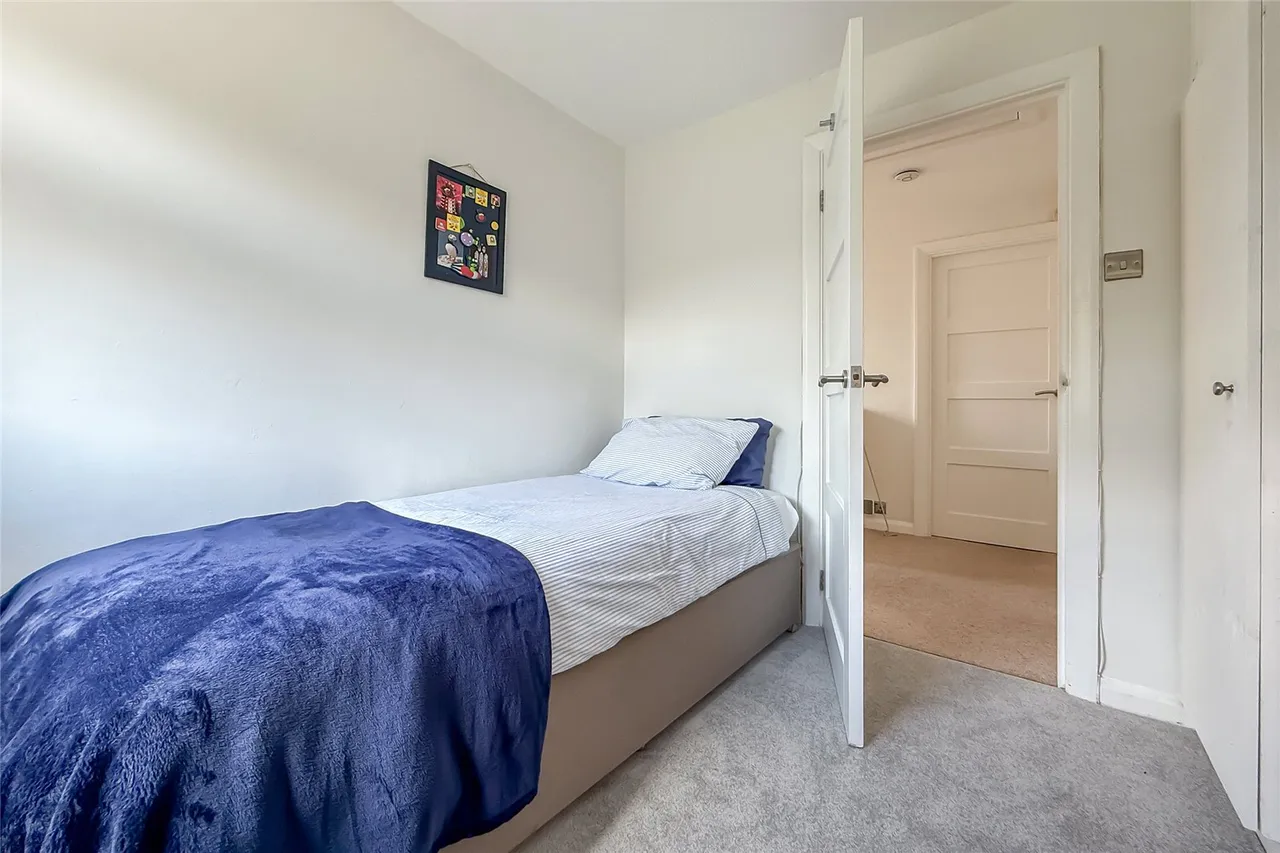 Aplins Close, Harpenden, Hertfordshire, AL5 2PZ, photo 23