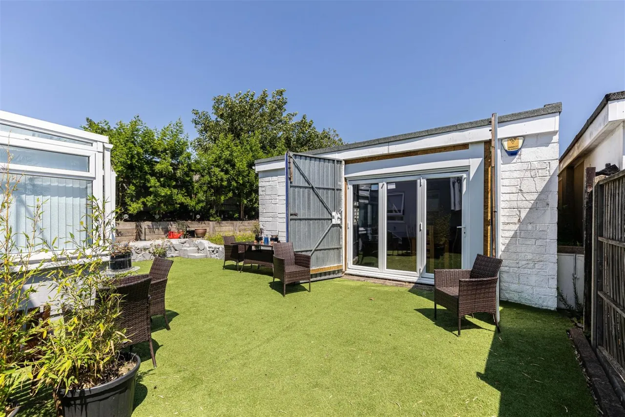 Eastlake Avenue, Poole, BH12, photo 3