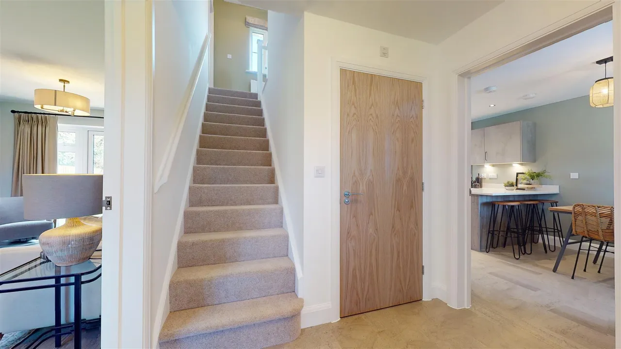 Budd Close, Devizes, SN10, photo 4