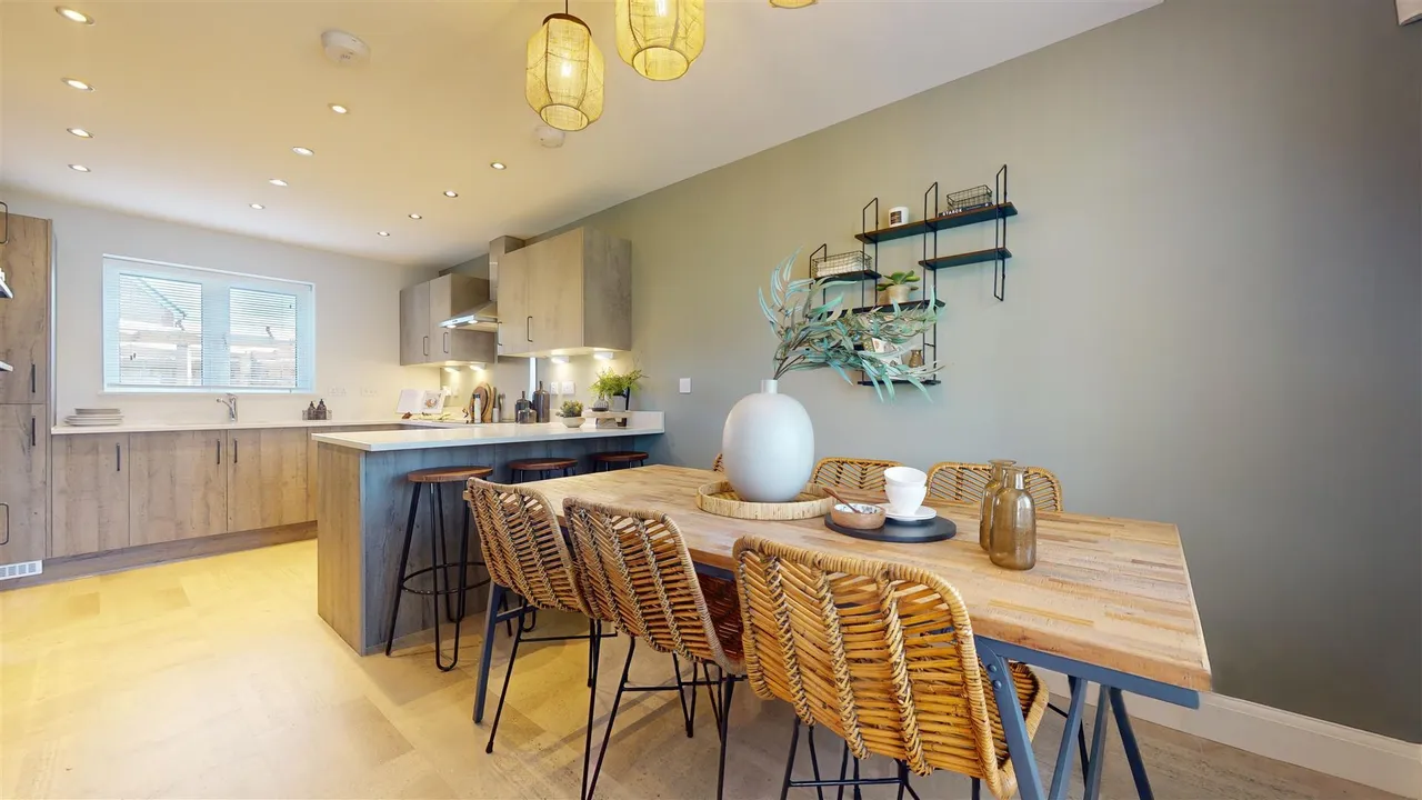Budd Close, Devizes, SN10, photo 6