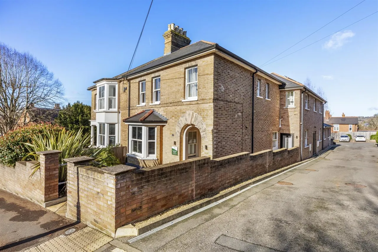 Priory Road, High Wycombe, HP13, photo 11