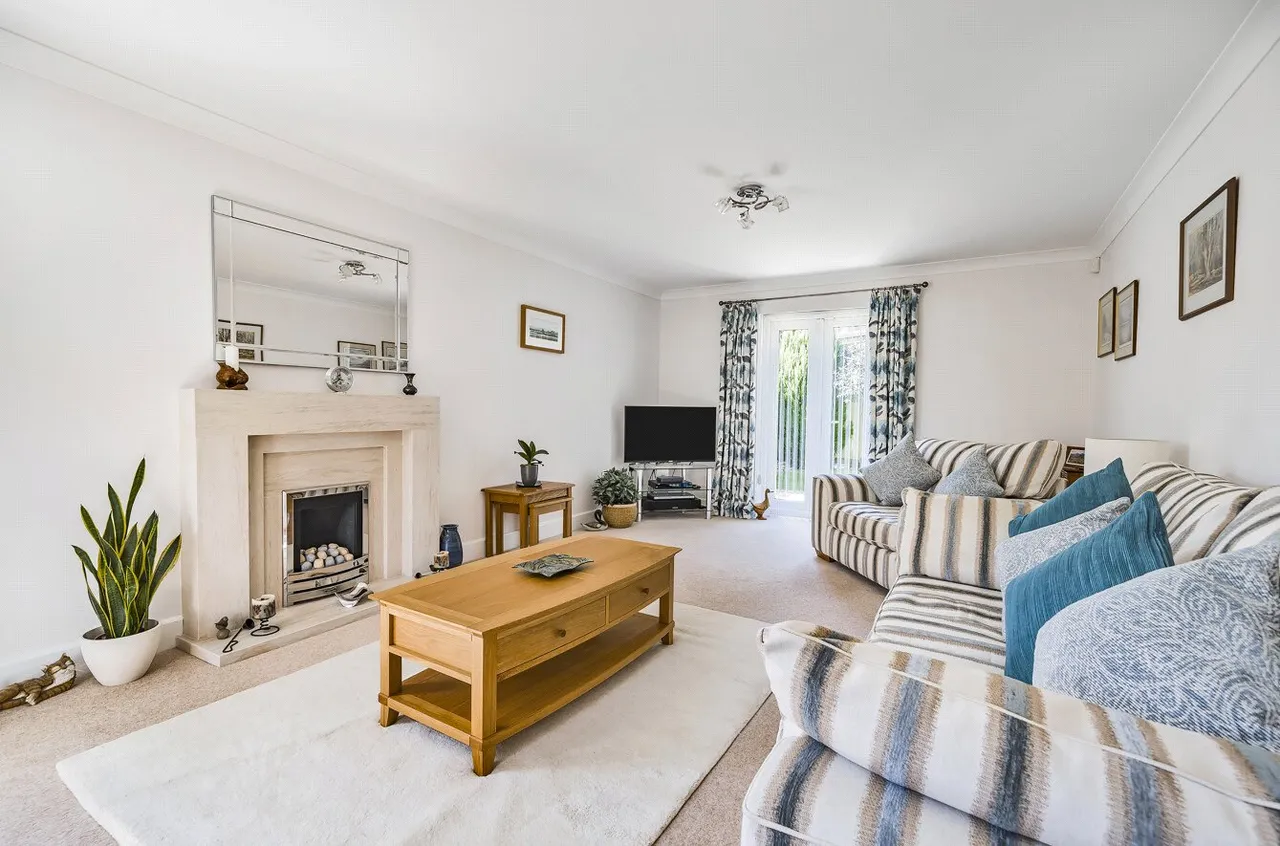 Woodroffe Meadow, Lyme Regis, Dorset, DT7 3NX, photo 2