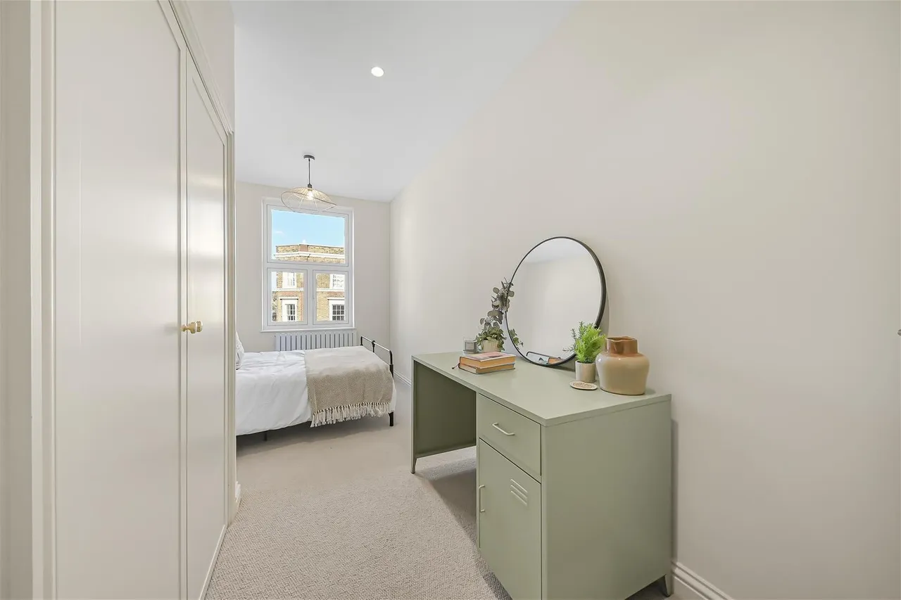 Kilburn High Road, London NW6 7HY, photo 8