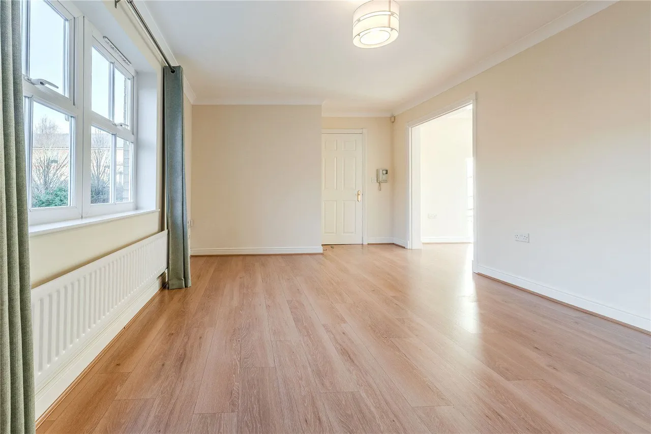 Mansion Gate Mews, Chapel Allerton, LS7, photo 5