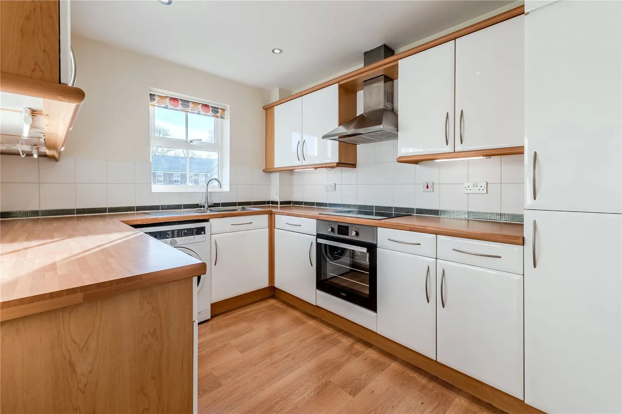 Mansion Gate Mews, Chapel Allerton, LS7, photo 4