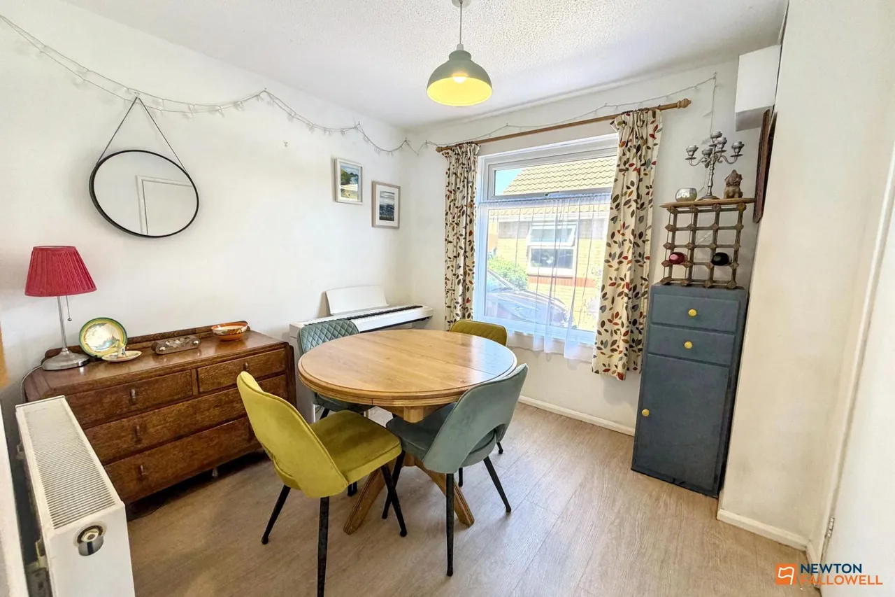 Hazel Croft, Werrington, PE4, photo 4