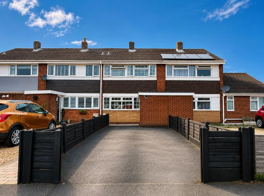 3 bed house for sale, Ferndale Close, Burntwood, WS7