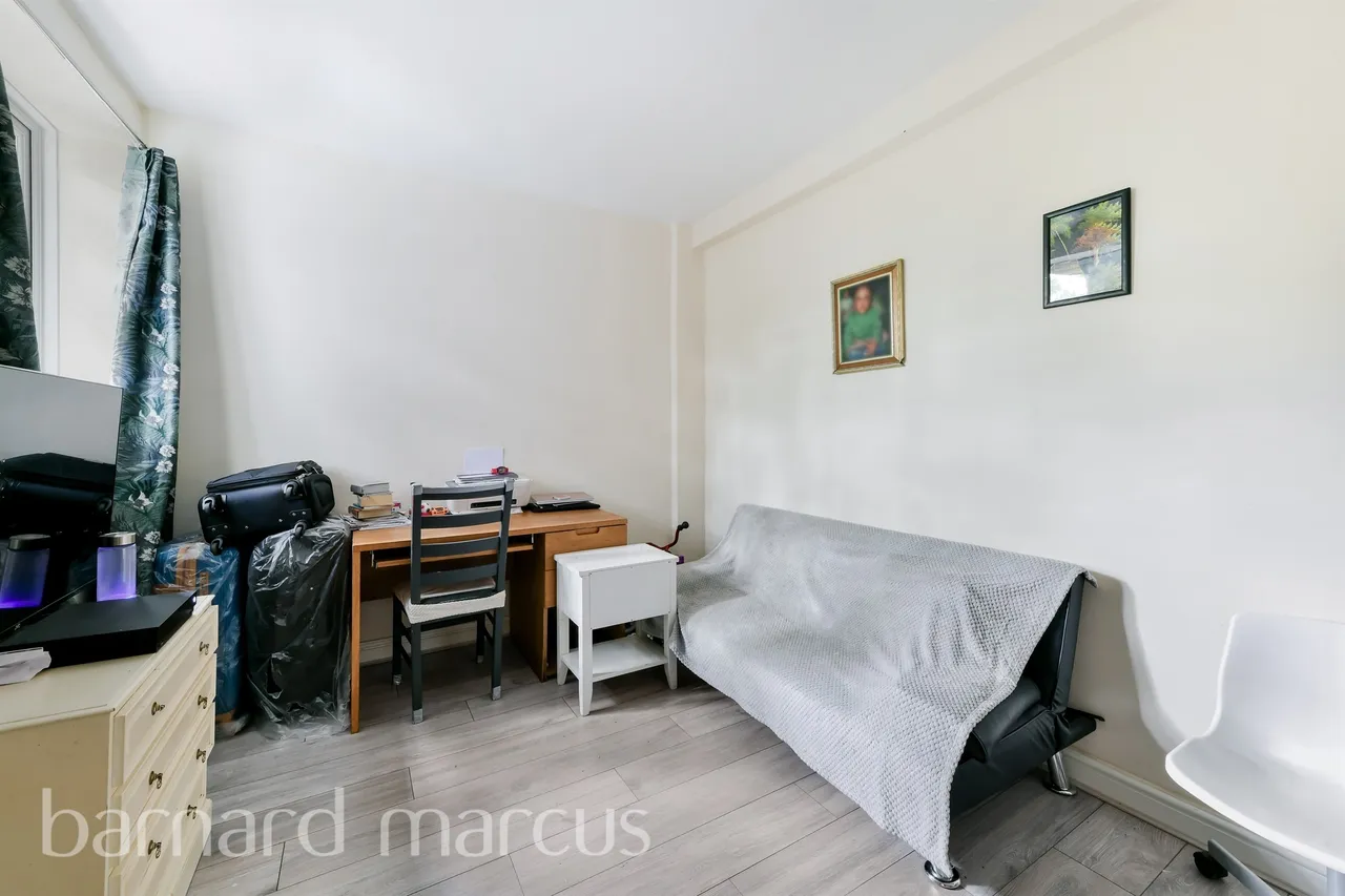 London Road, Morden, SM4, photo 4
