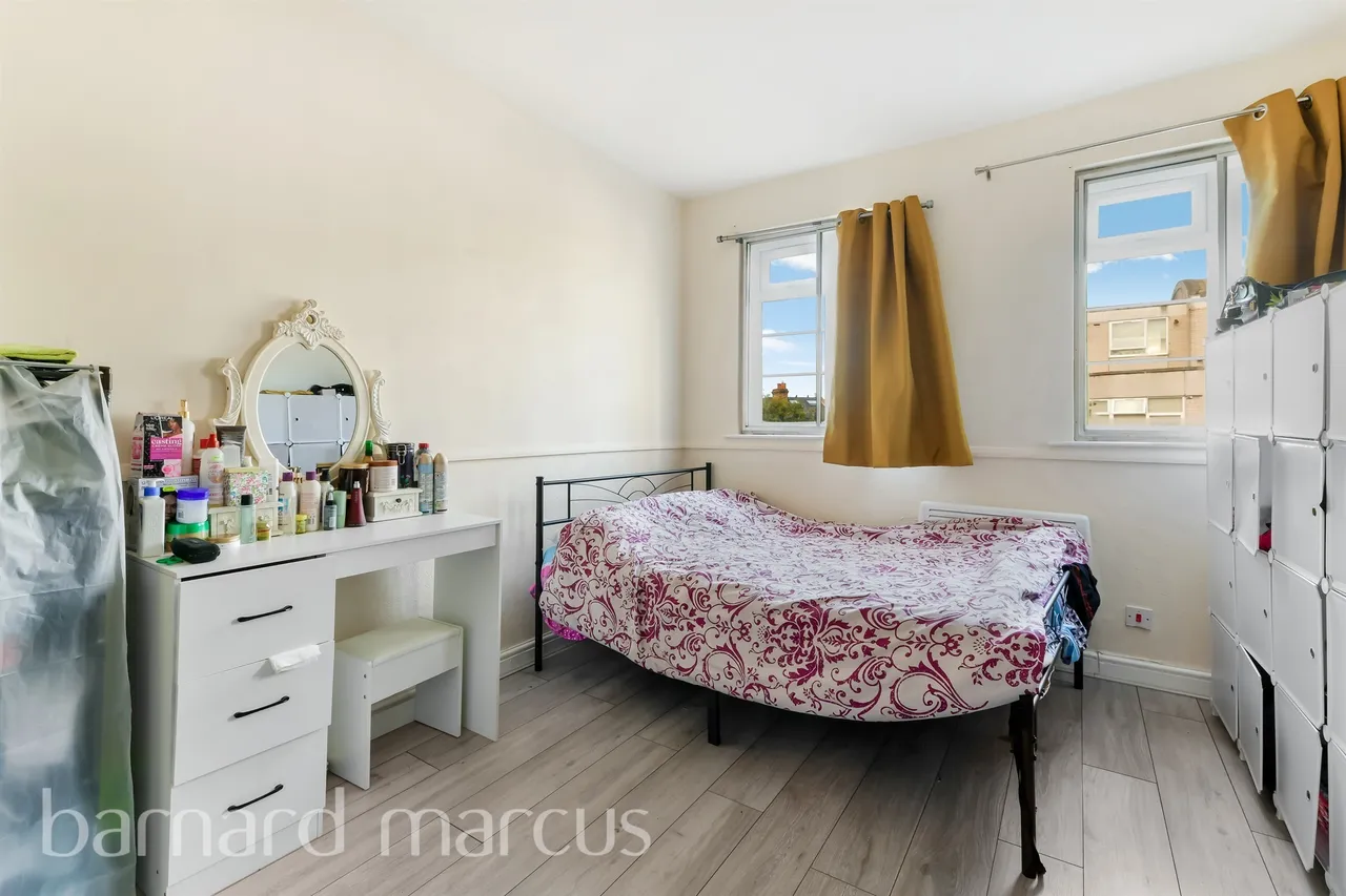 London Road, Morden, SM4, photo 6