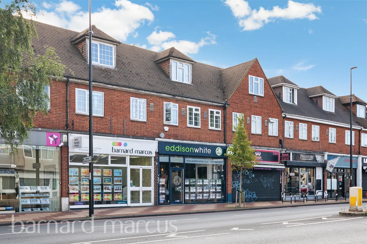 London Road, Morden, SM4, photo 11