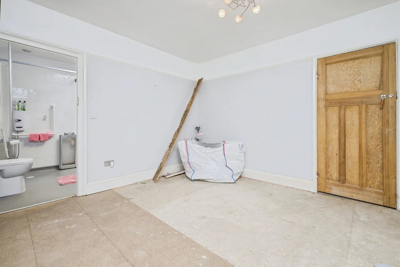 Crownhill Road, Plymouth, PL5, photo 13