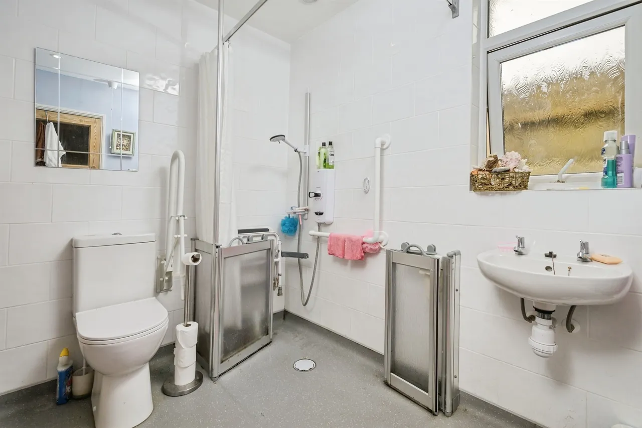 Crownhill Road, Plymouth, PL5, photo 6