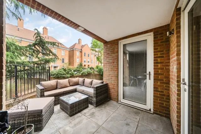 Ashridge Close, London, N3, photo 17