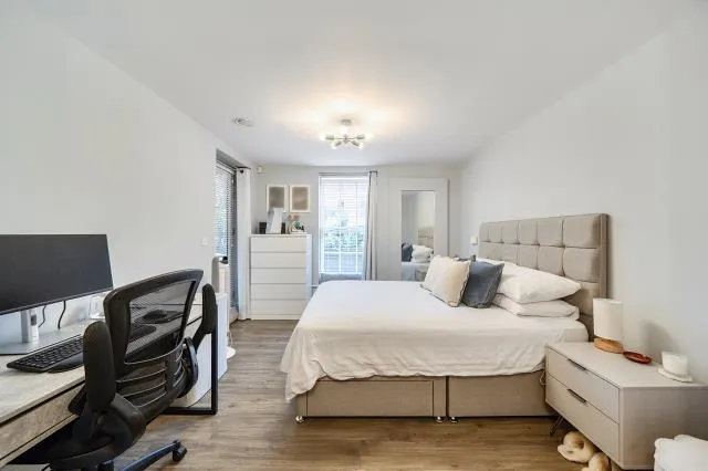 Ashridge Close, London, N3, photo 13