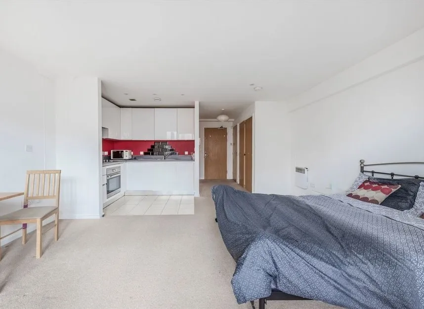 London Road, Isleworth, TW7, photo 5