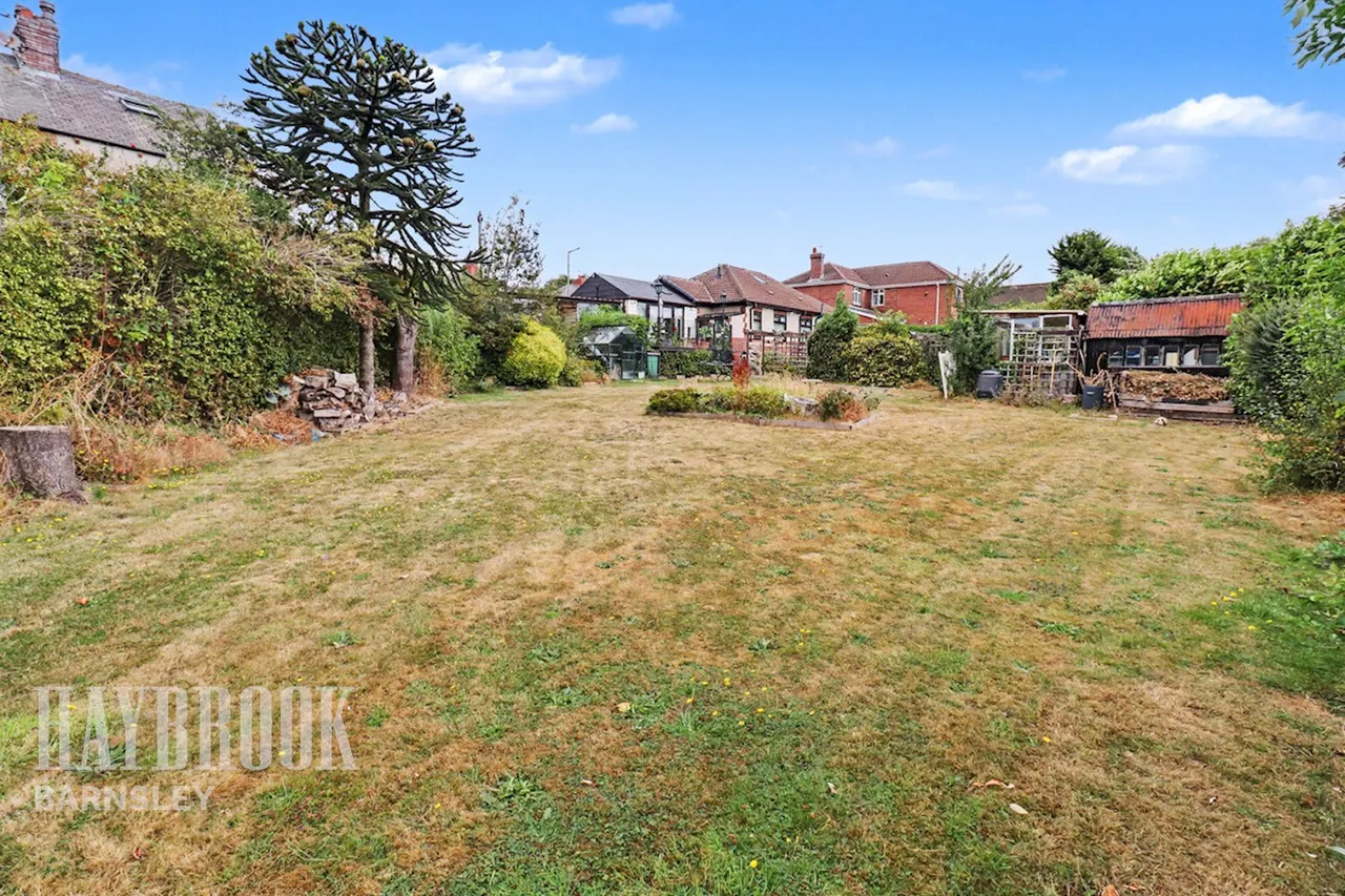 Barnsley Road, Dodworth, photo 13