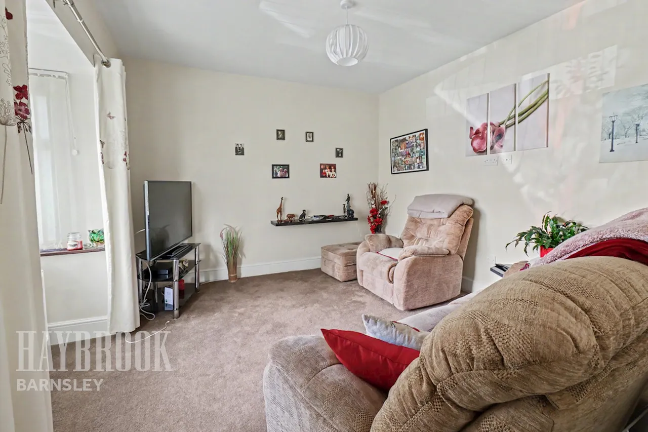 Barnsley Road, Dodworth, photo 7