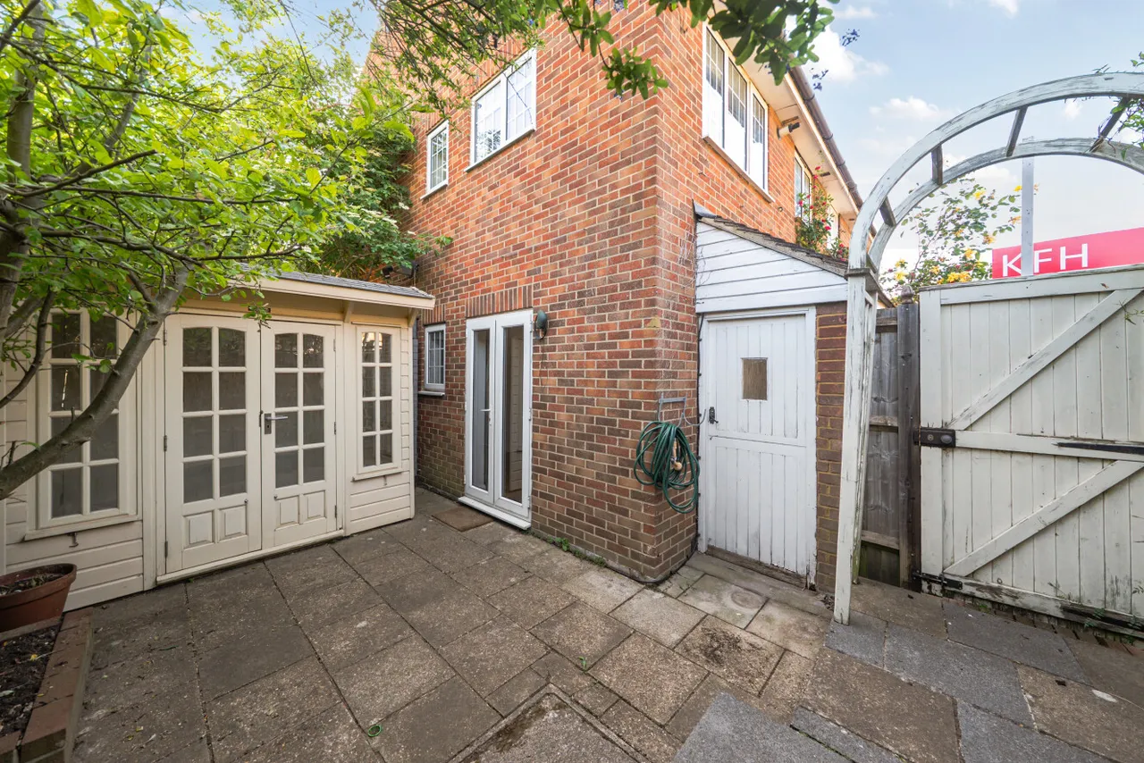 College Gardens, Tooting, London, SW17, photo 7