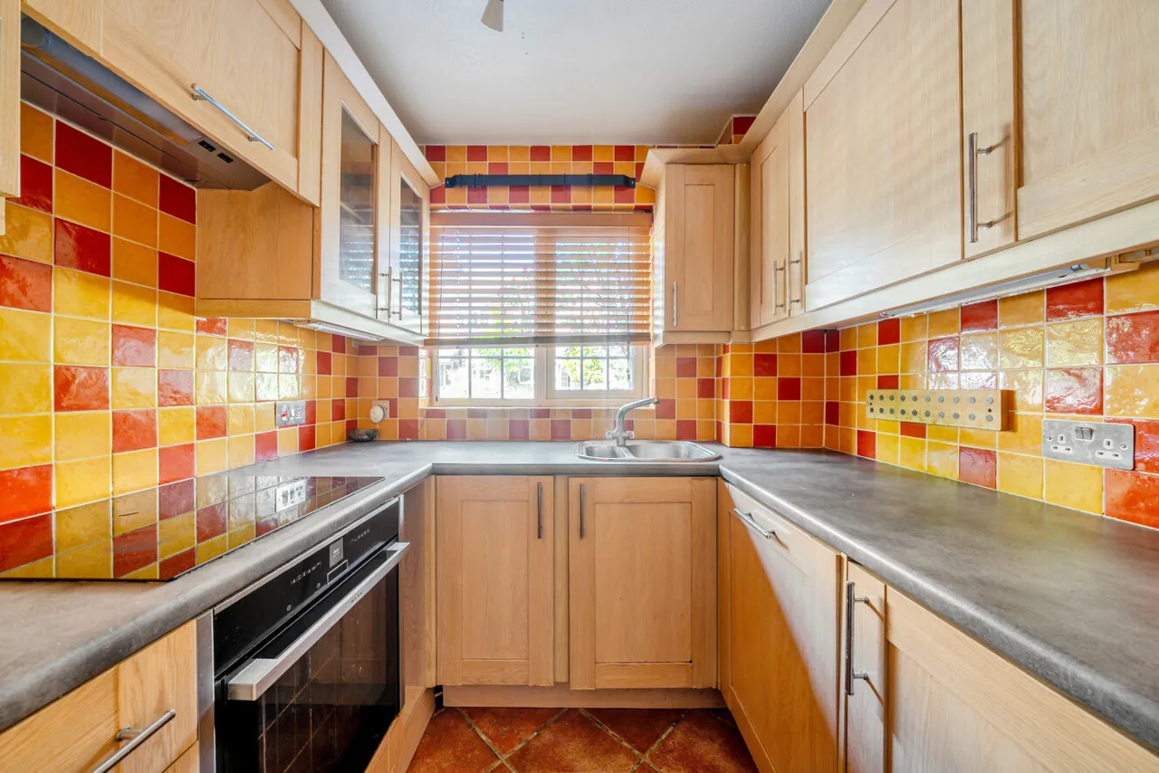 College Gardens, Tooting, London, SW17, photo 6
