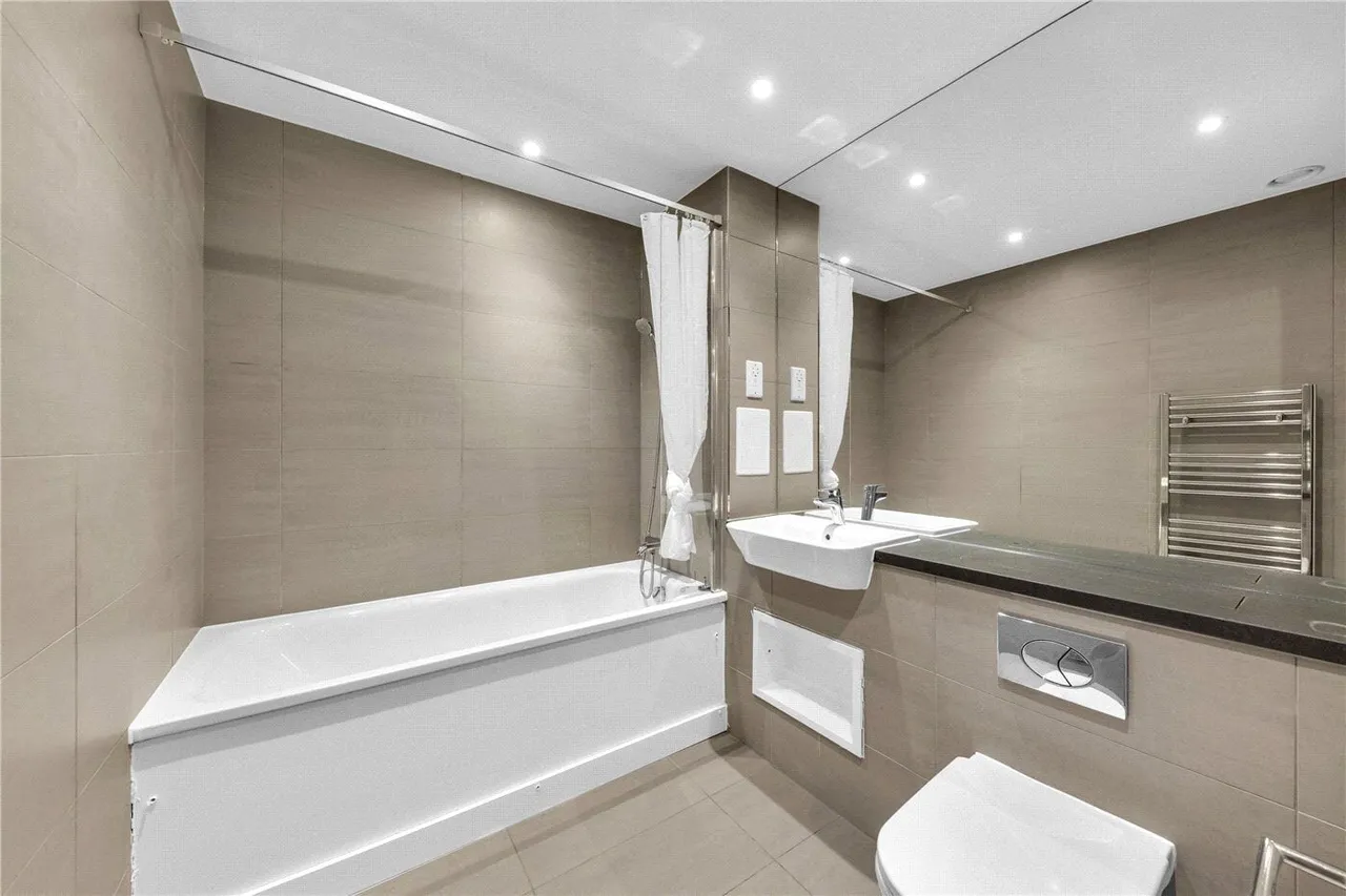 Bridle Mews, London, E1, photo 8