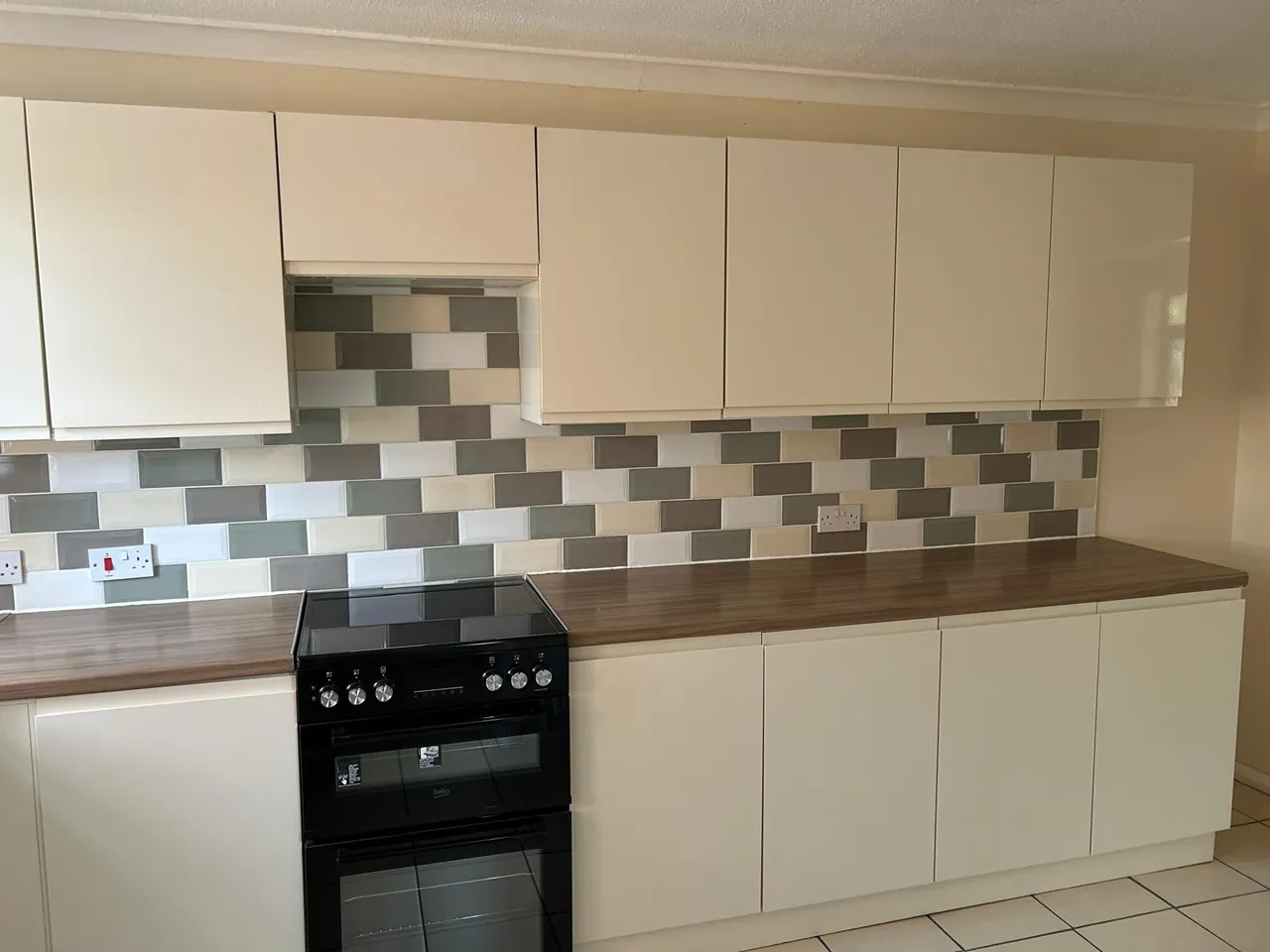 Brecknock Court, Leegomery, TF1, photo 6