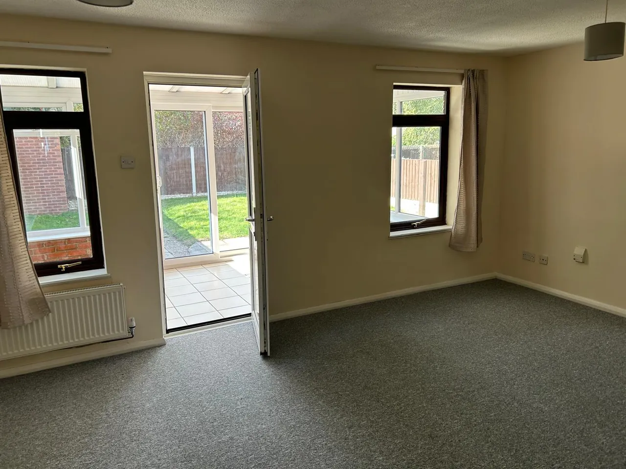 Brecknock Court, Leegomery, TF1, photo 4