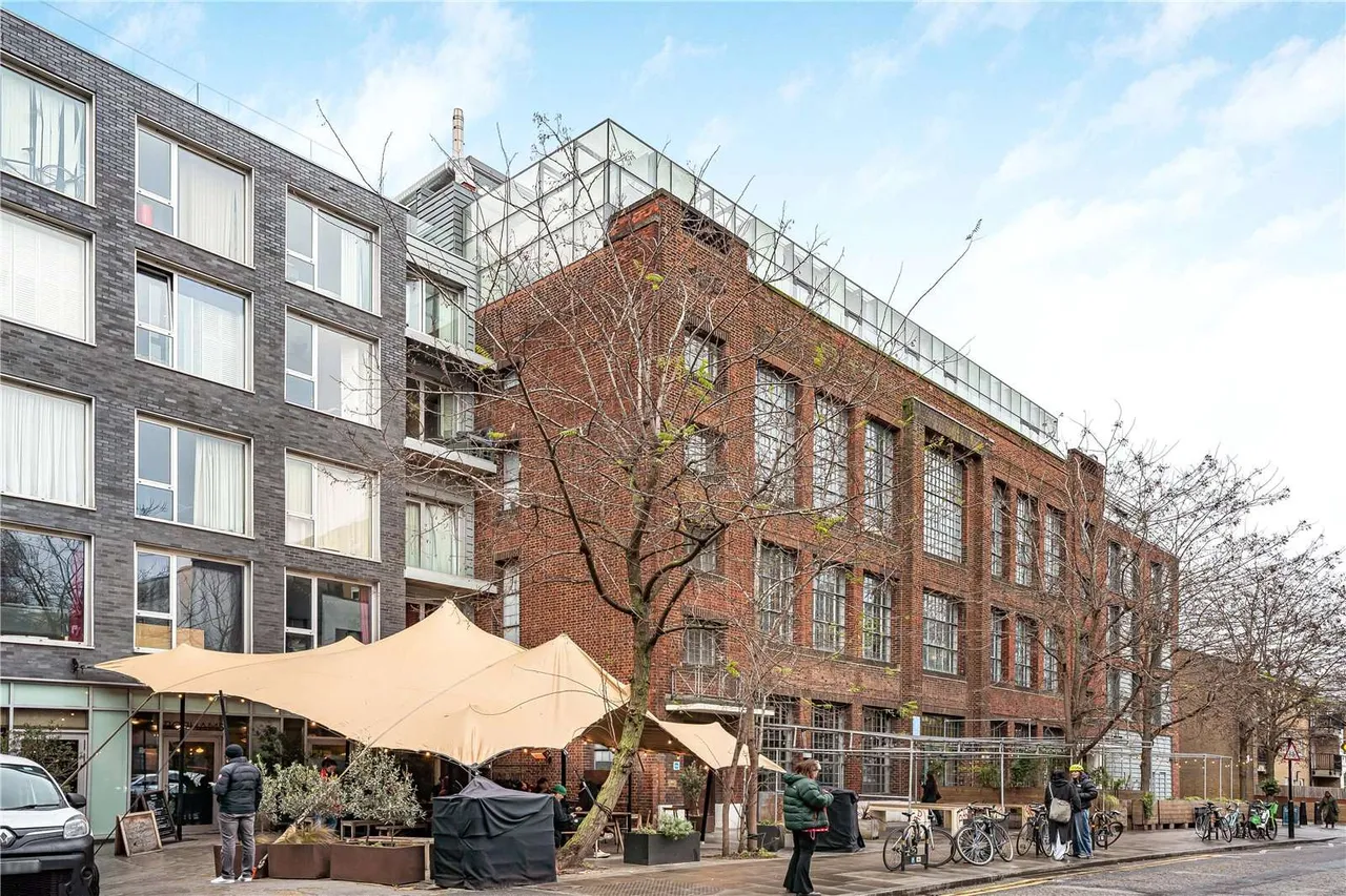 Richmond Road, London, E8, photo 26