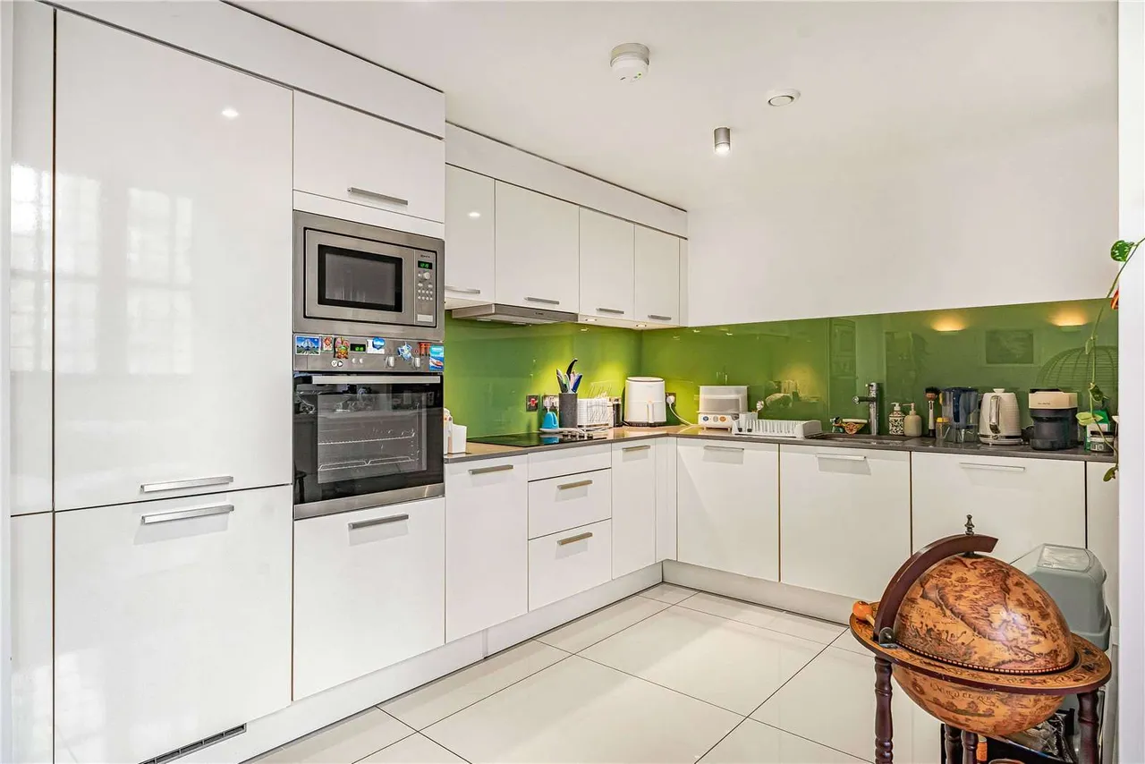 Richmond Road, London, E8, photo 12