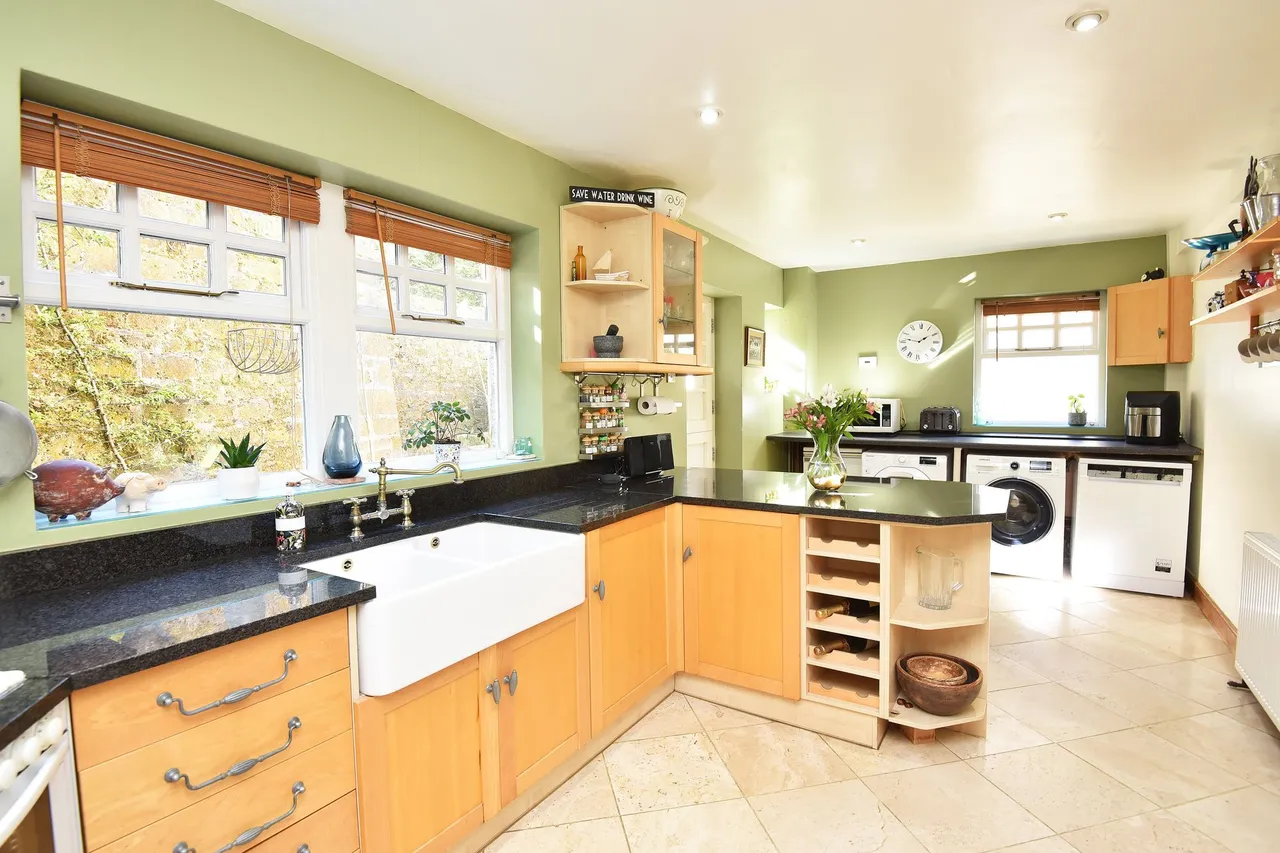 The Nook, The Allotments, HG3, photo 12