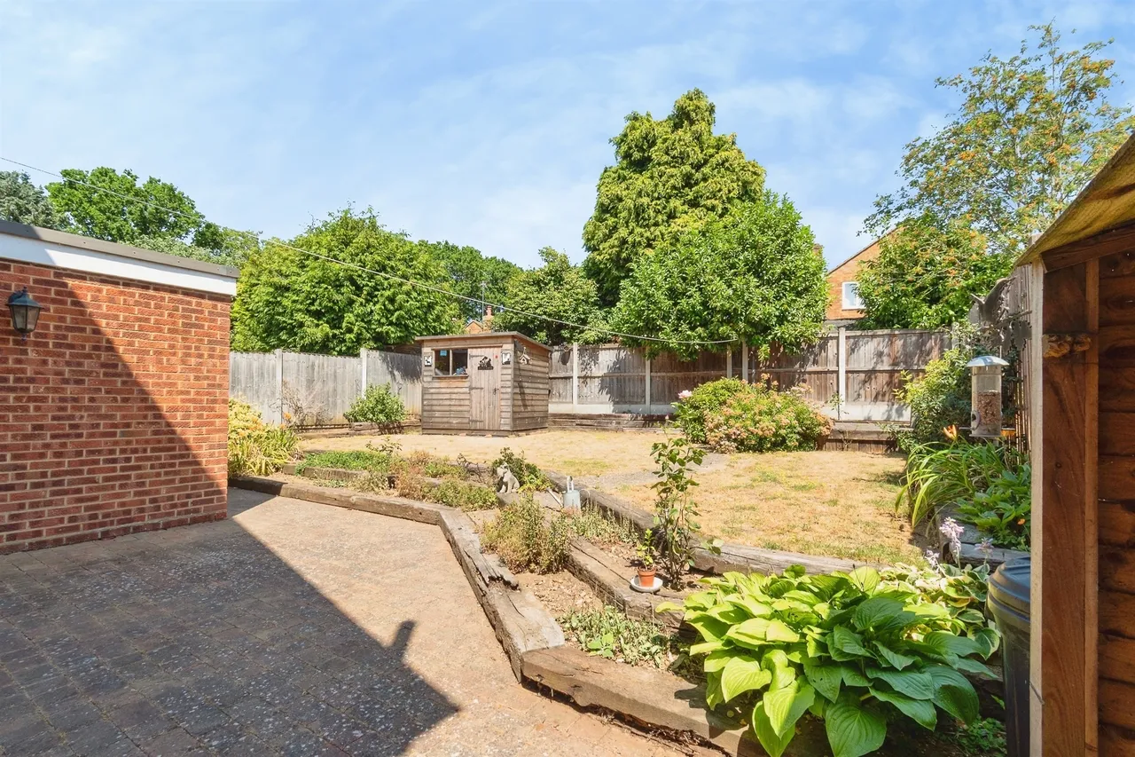 Acorn Avenue, Braintree, photo 12