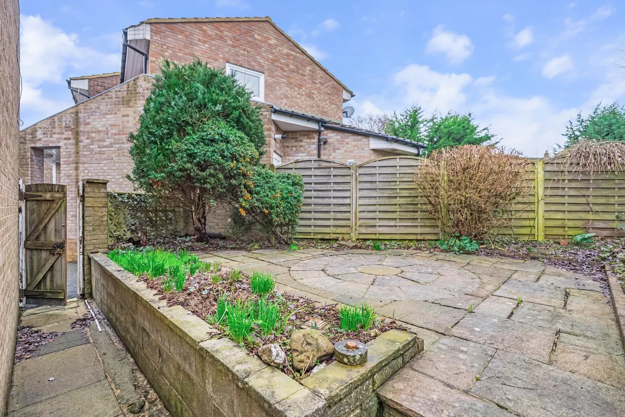 Hauxley Court, Ilkley, LS29, photo 20