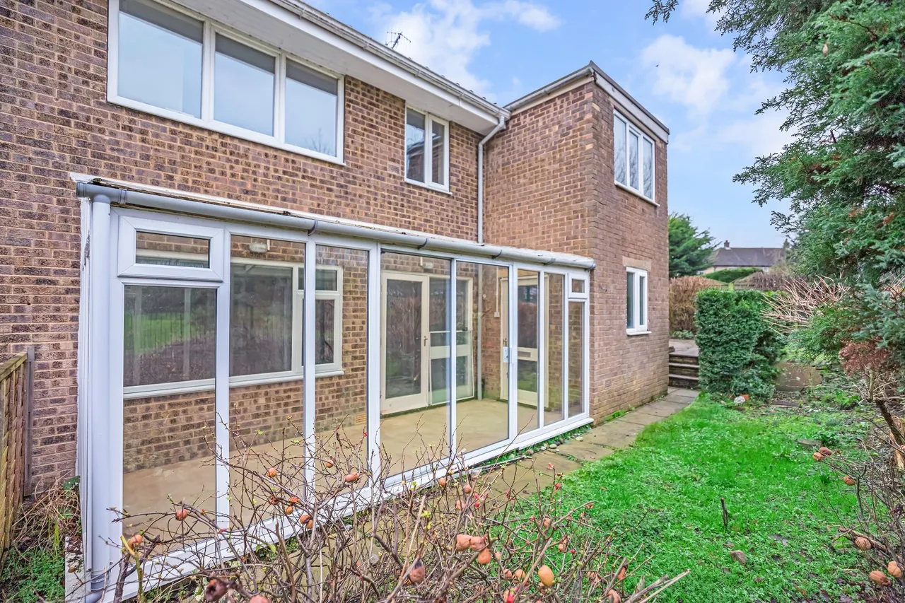 Hauxley Court, Ilkley, LS29, photo 14