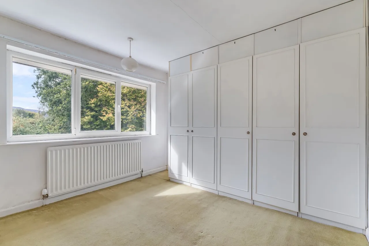 Hauxley Court, Ilkley, LS29, photo 10