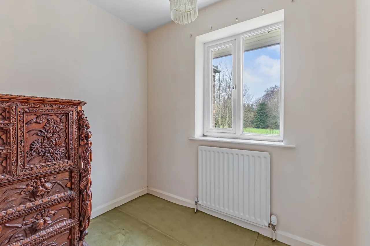 Hauxley Court, Ilkley, LS29, photo 13