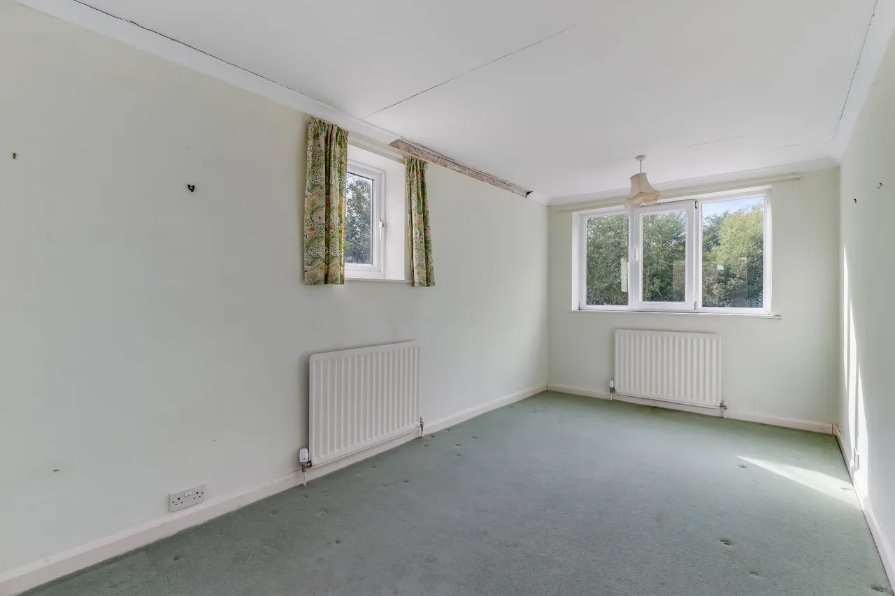 Hauxley Court, Ilkley, LS29, photo 15