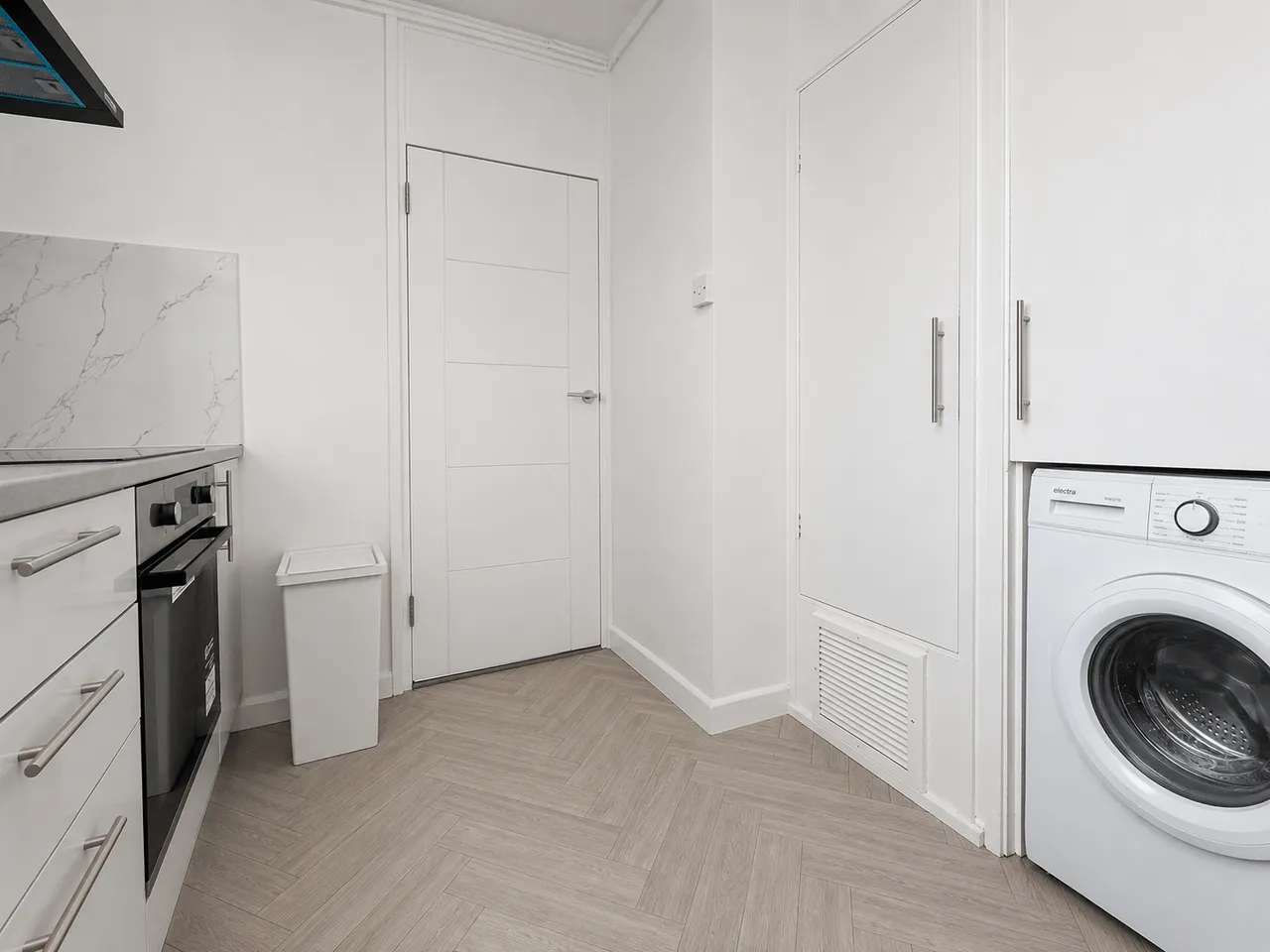Hornsey Road, N7, photo 13