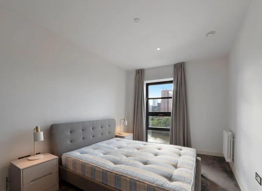 Lyell Street, Canary Wharf, E14, photo 6