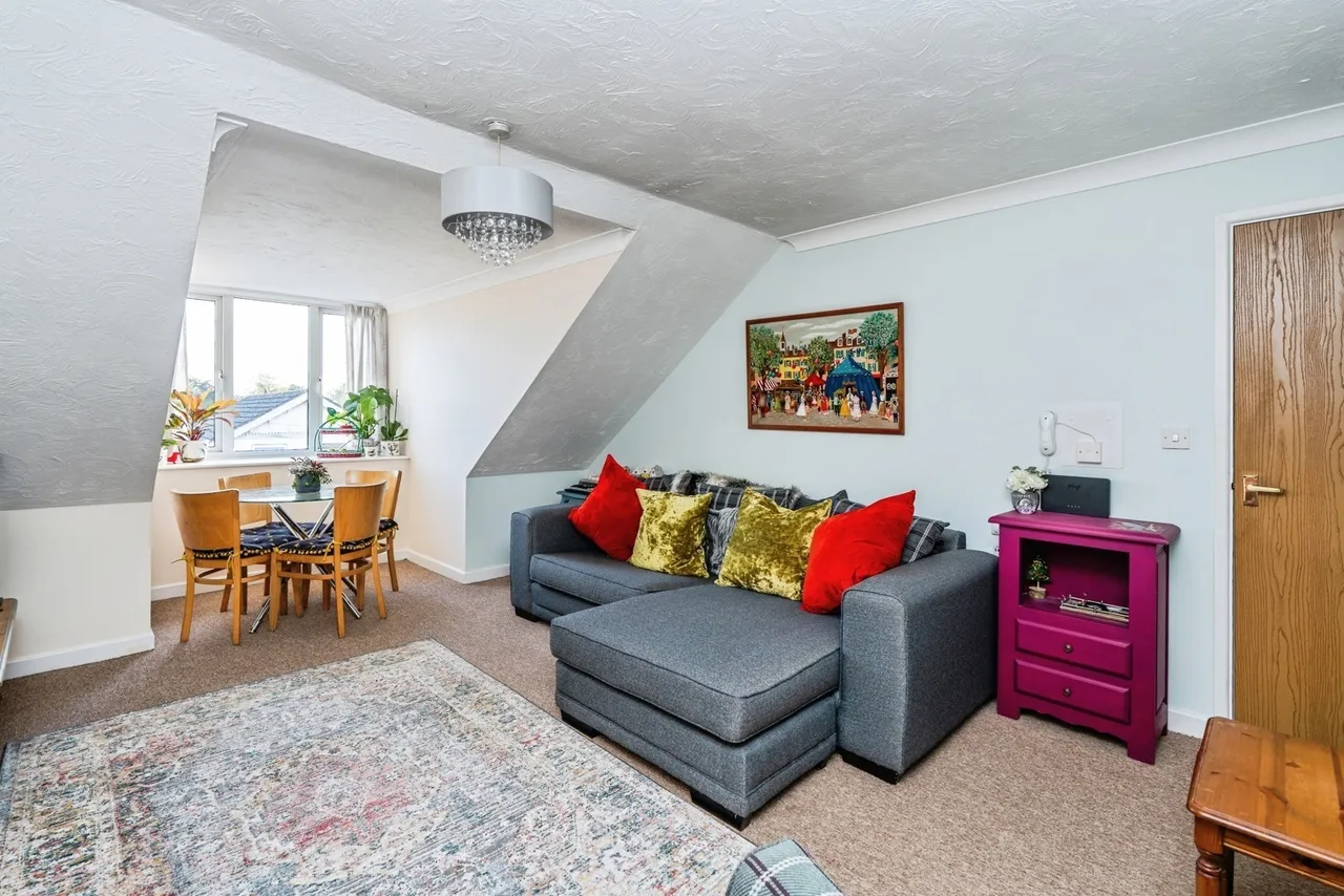Water Lane, Totton, SO40, photo 6