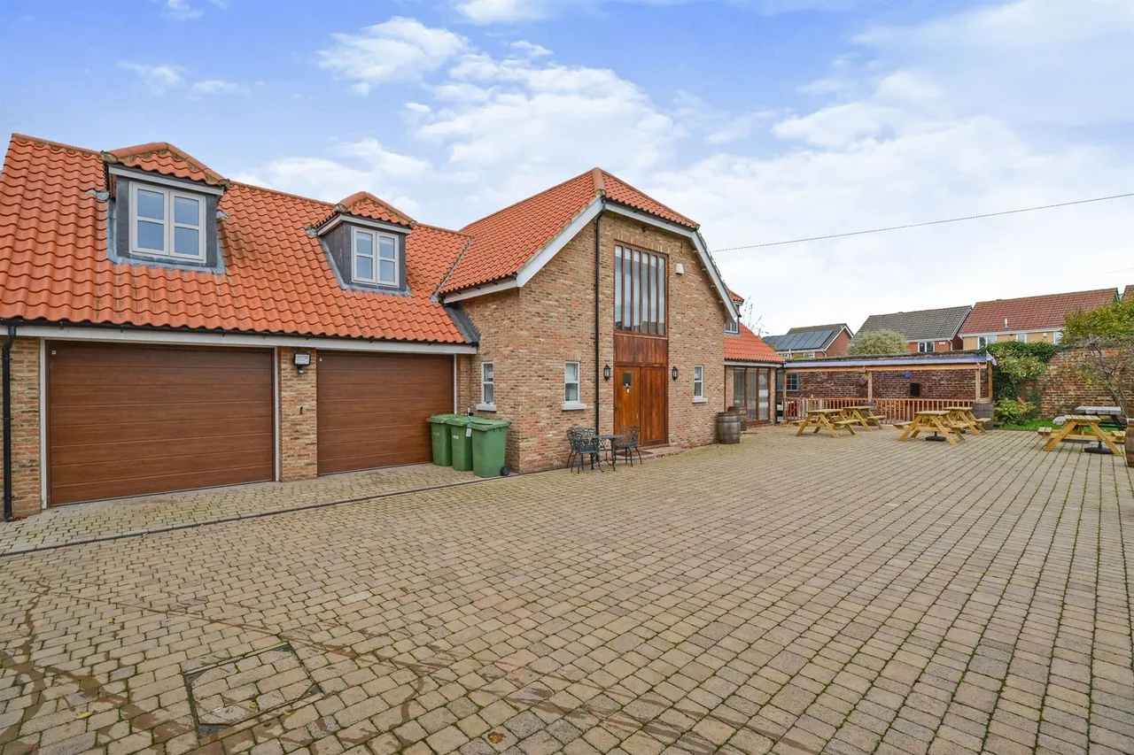 Heddon Grove, Stockton-On-Tees, TS17, photo 15