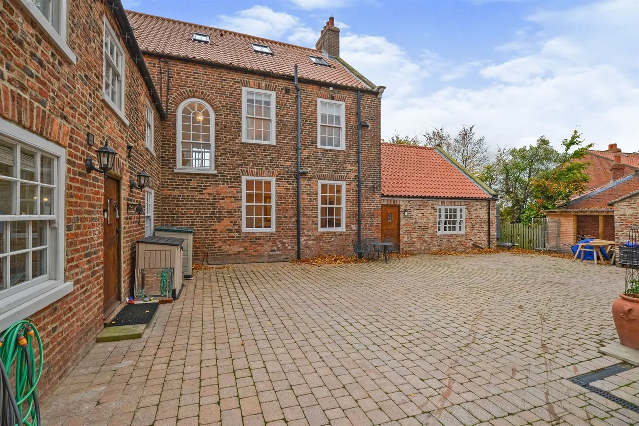 Heddon Grove, Stockton-On-Tees, TS17, photo 17
