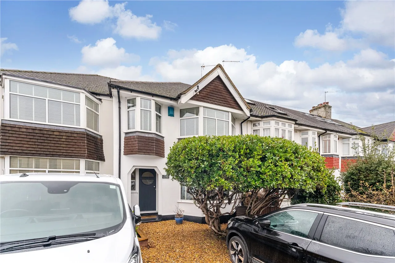 3 bed house for sale — Court Way, Twickenham, TW2 7SW