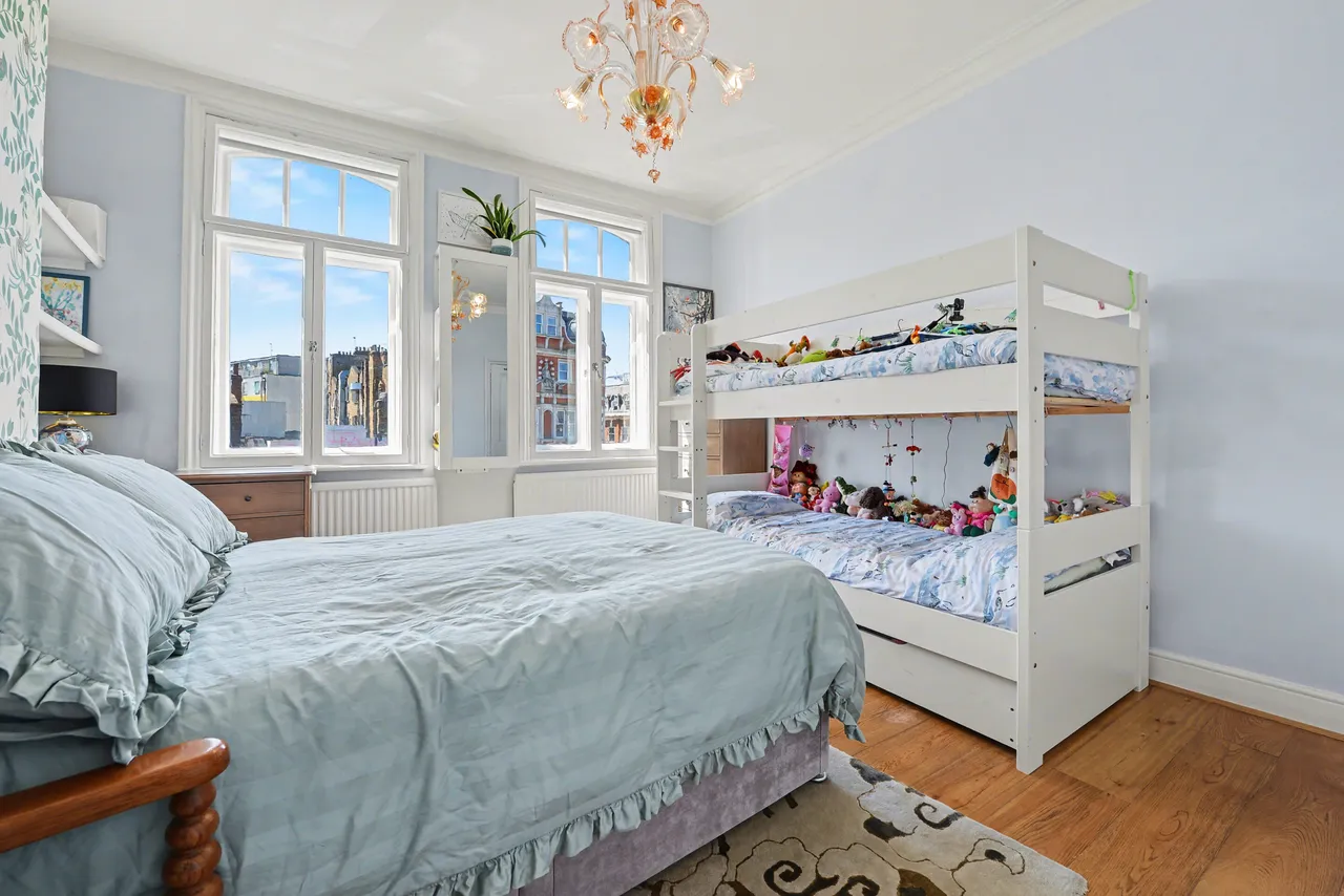 160 Camden High Street, London, NW1, photo 6
