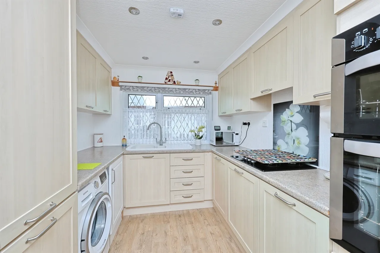 Redhill Lane, Watton, Thetford, photo 9