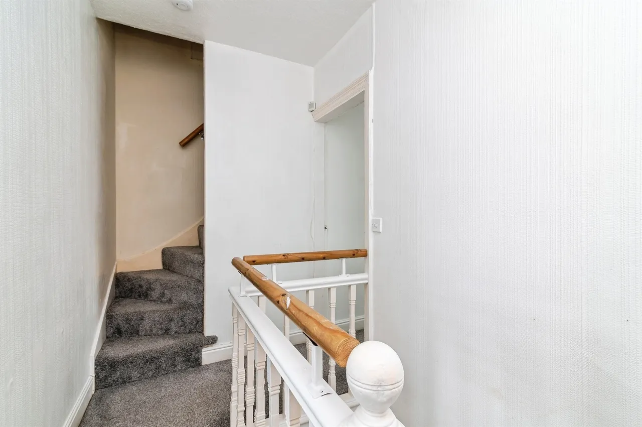 Meadow Lane, Nottingham, NG2, photo 14
