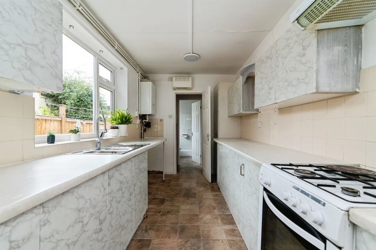 Meadow Lane, Nottingham, NG2, photo 7